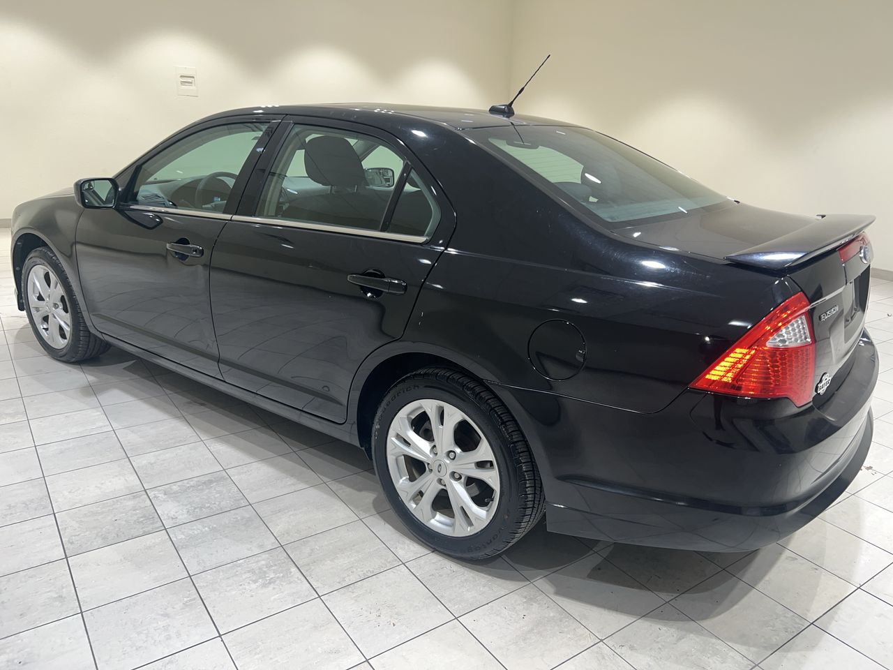 2012 Ford Fusion SE photo 38