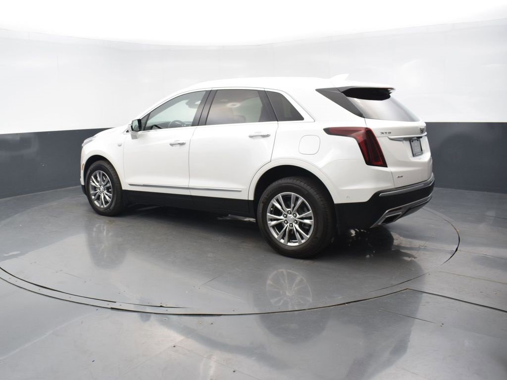 2023 Cadillac XT5 Premium Luxury photo 3
