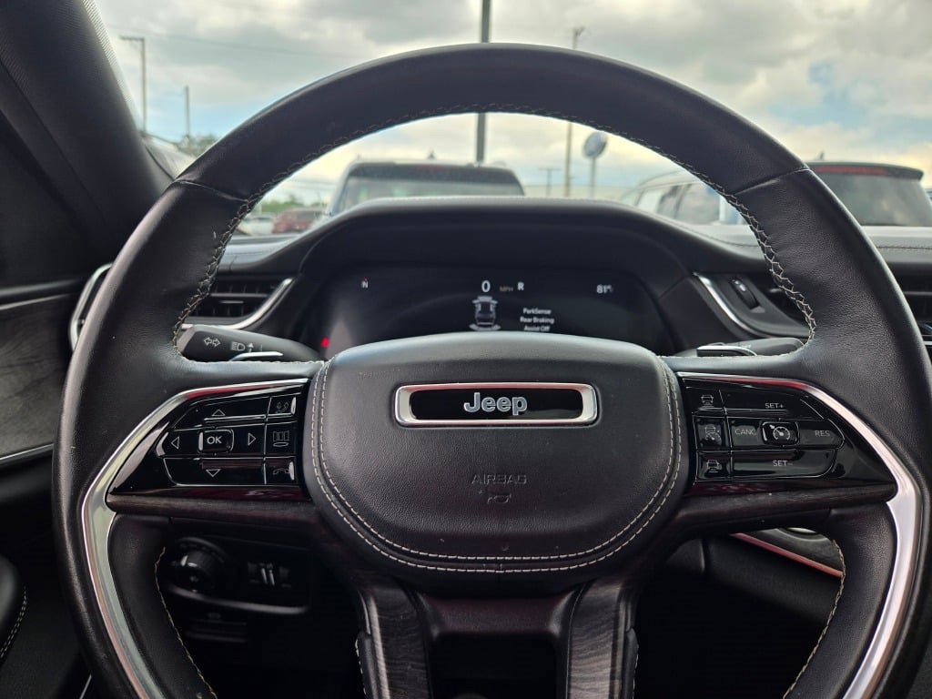 2022 Jeep Grand Cherokee Overland photo 24