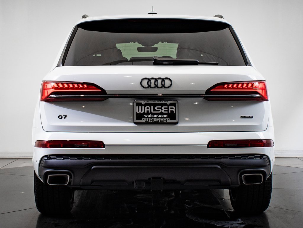 2025 Audi Q7 55 Premium Plus photo 7
