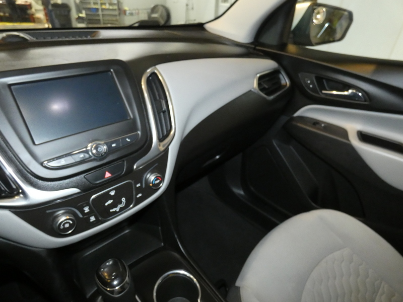2018 Chevrolet Equinox photo 8