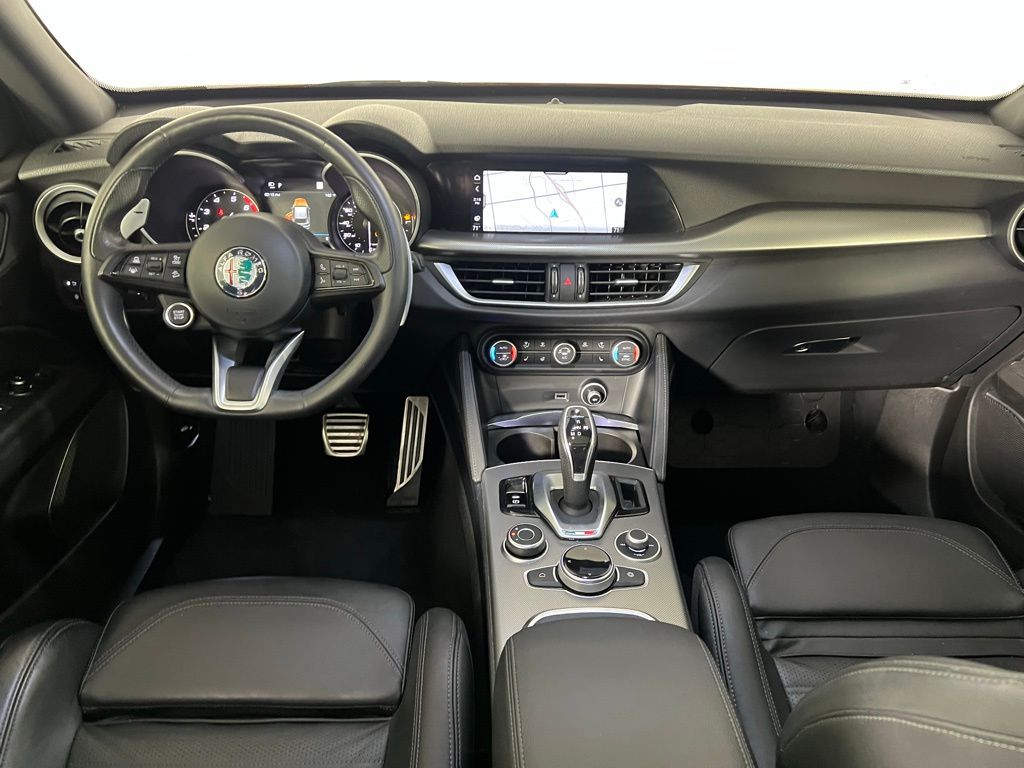 2022 Alfa Romeo Stelvio Ti Sport photo 10