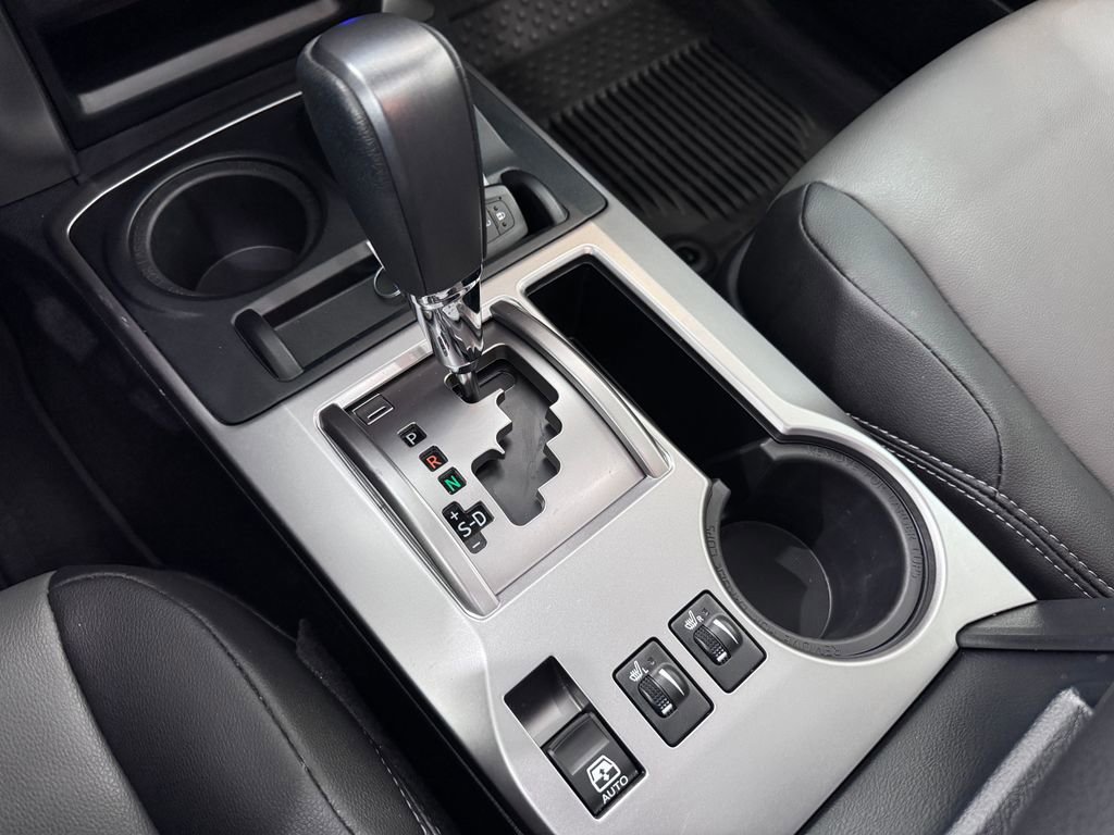2024 Toyota 4Runner SR5 Premium photo 18