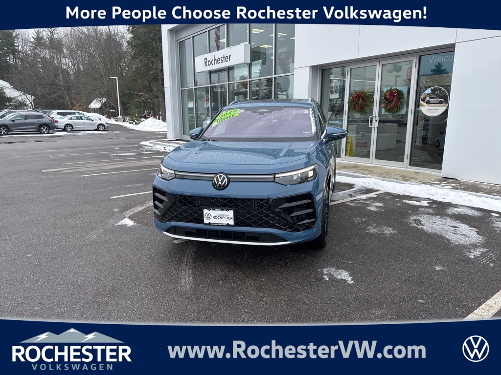 2026 Volkswagen Tiguan SEL R-LINE TURBO's photo