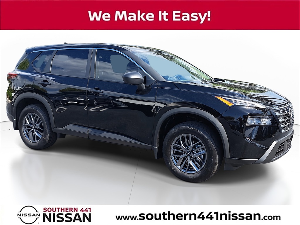 2026 Nissan Rogue S's photo