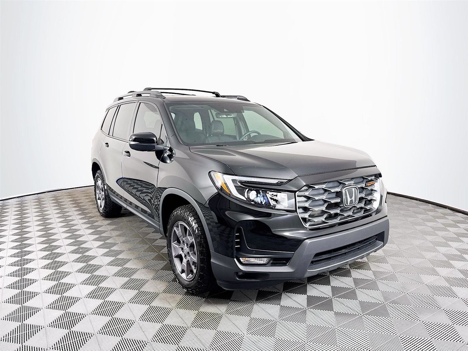 2024 Honda Passport TrailSport photo 3