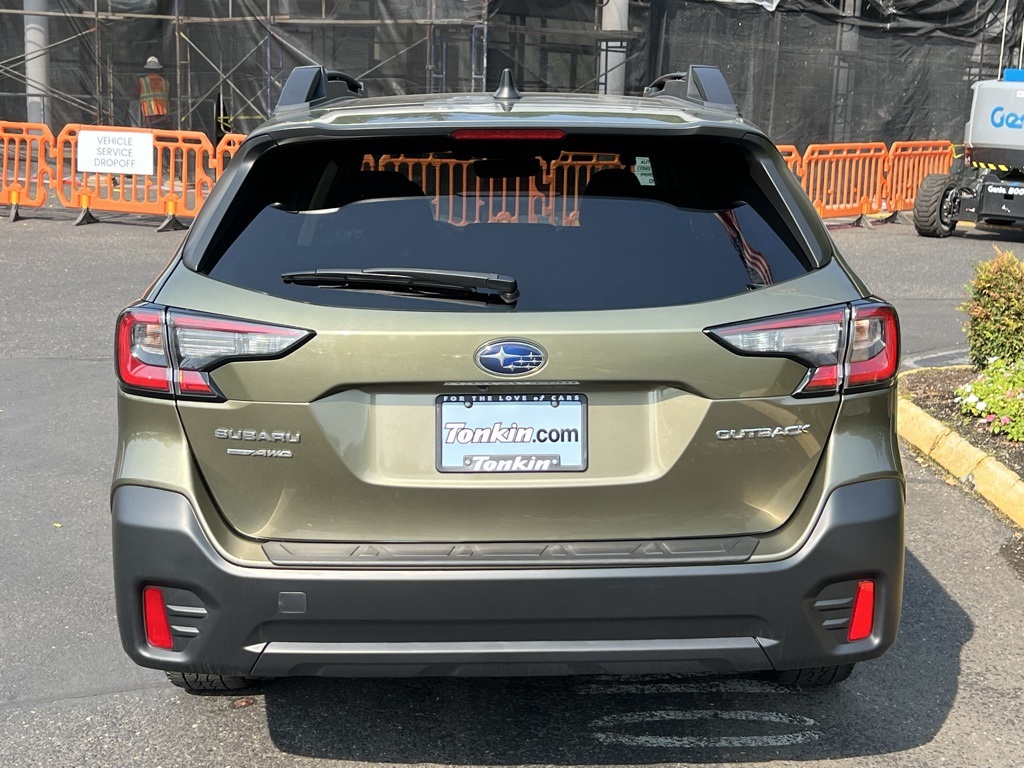2020 Subaru Outback Premium photo 6