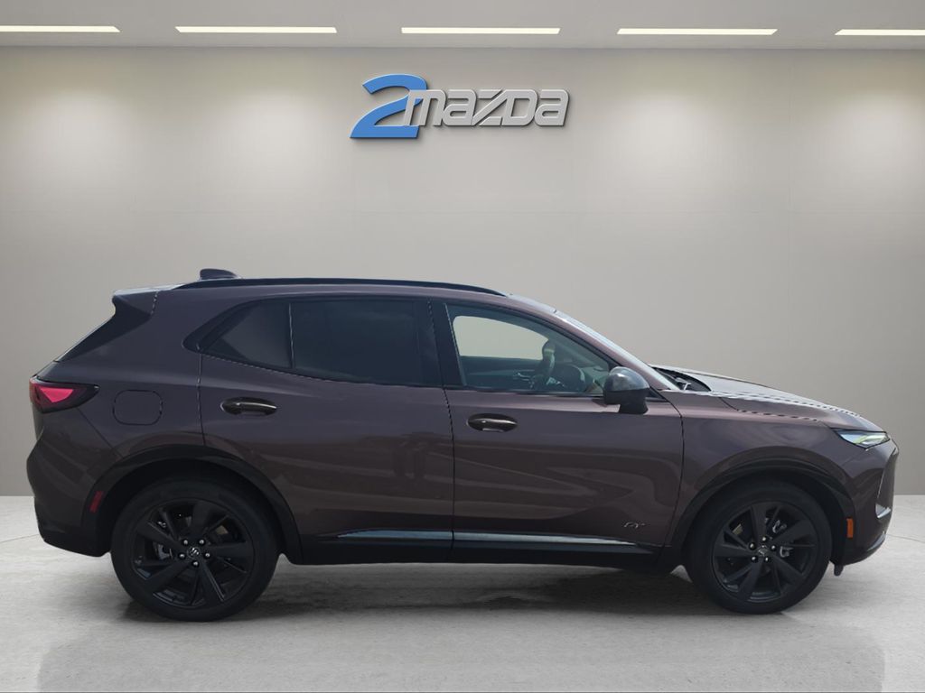 2025 Buick Envision Sport Touring photo 6