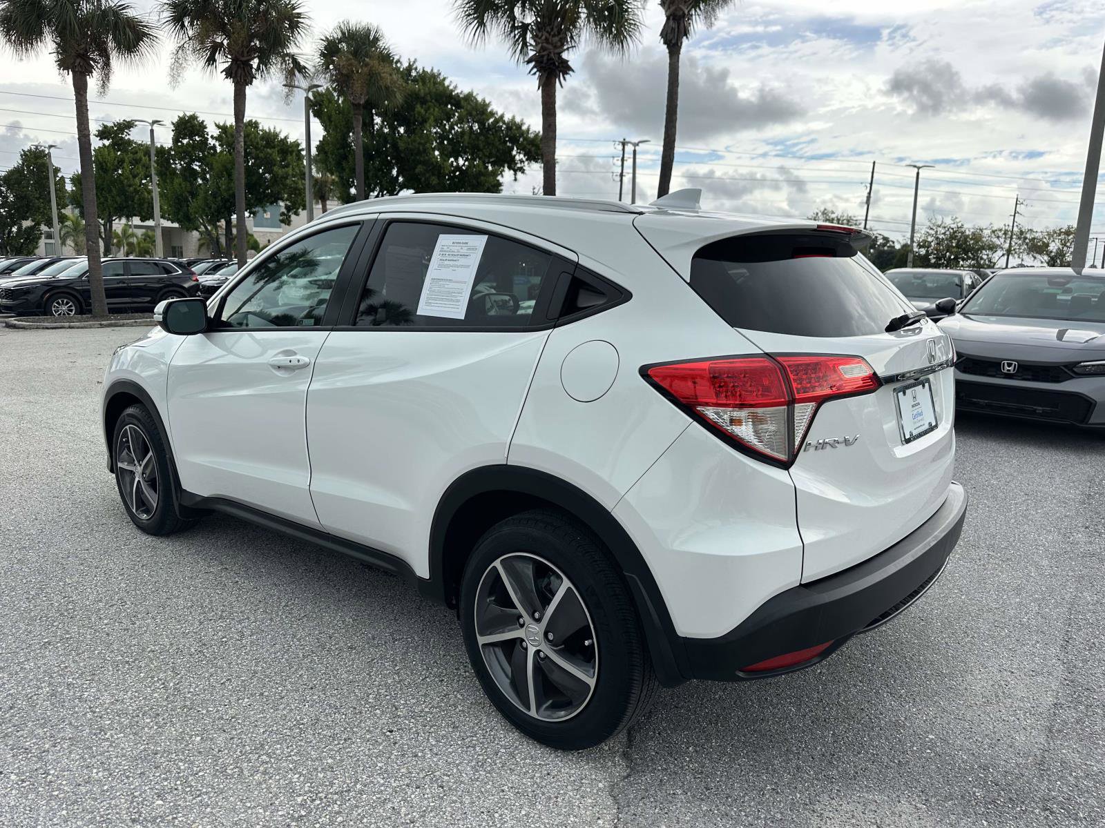 2022 Honda HR-V EX-L photo 3