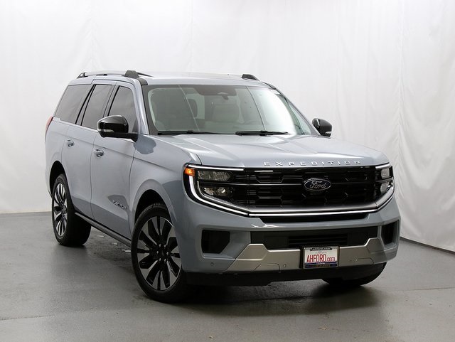 2025 Ford Expedition Platinum's photo