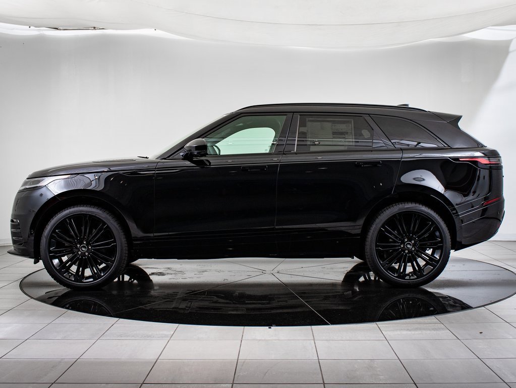 2026 Land Rover Range Rover Velar SE photo 5