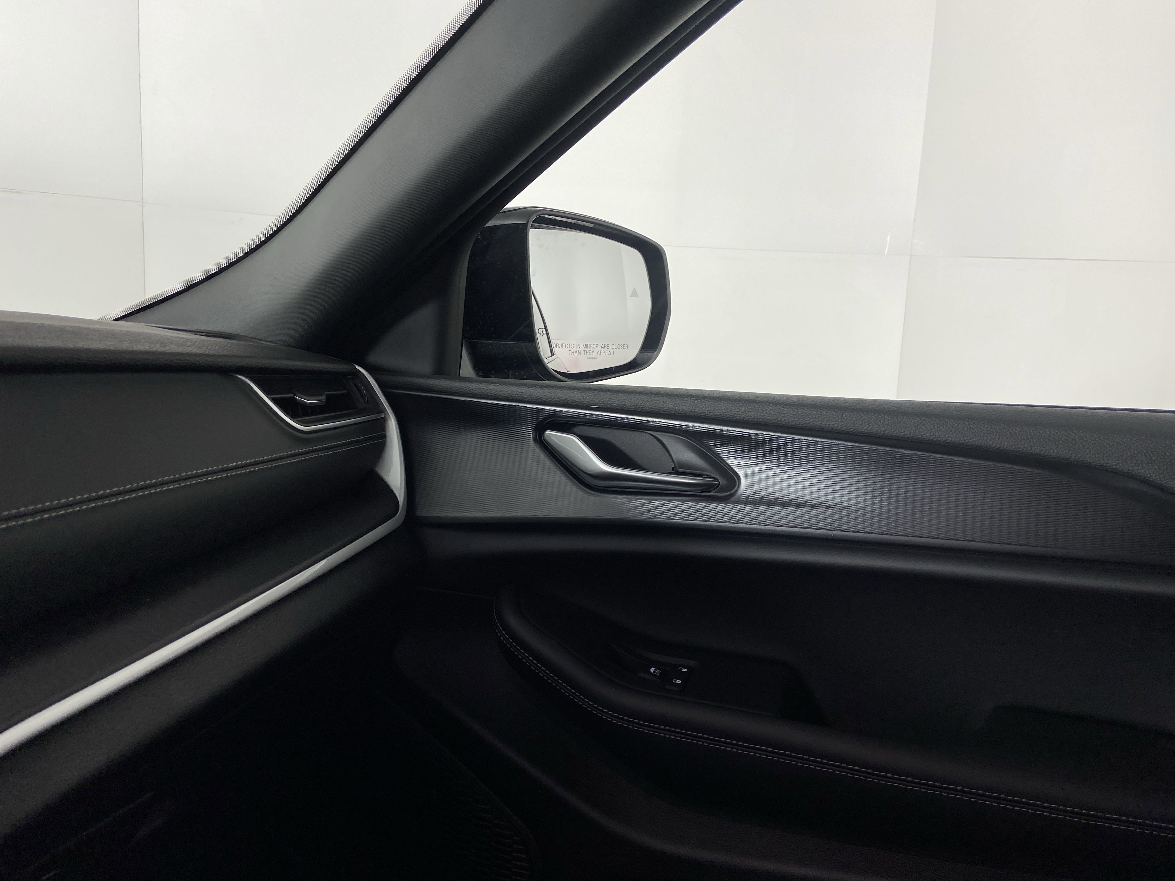 2025 Jeep Grand Cherokee Laredo Altitude photo 10