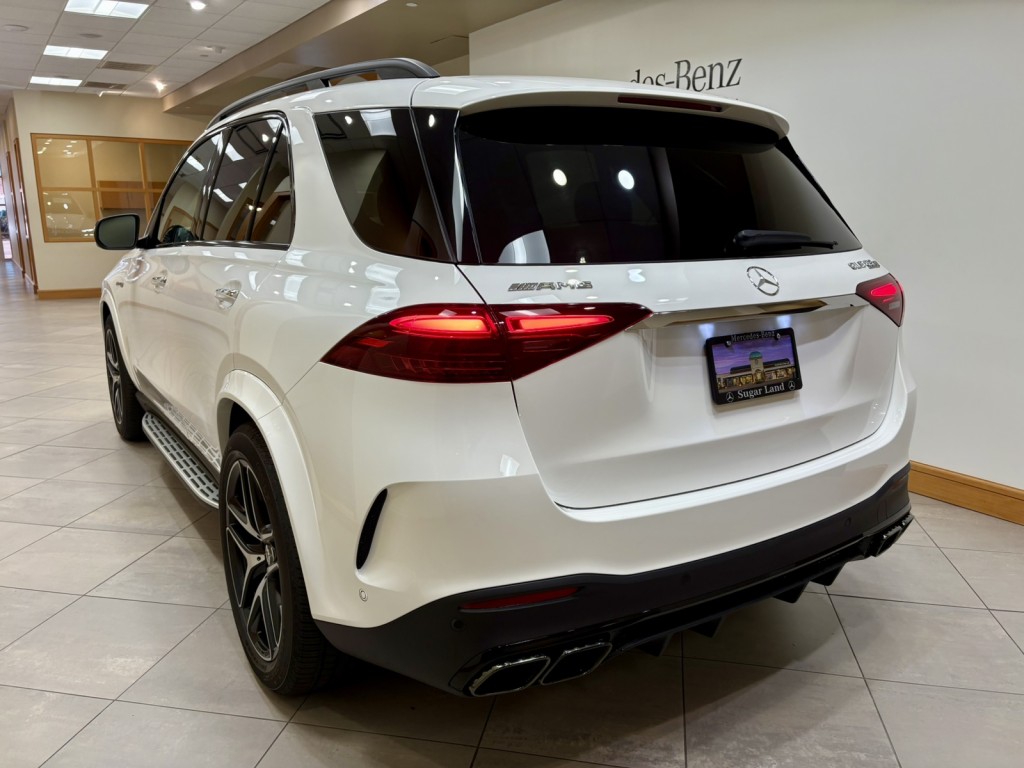 2025 Mercedes Benz GLE AMG 63 S 4MATIC photo 3