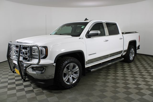 2018 Gmc Sierra 1500 SLT photo 3