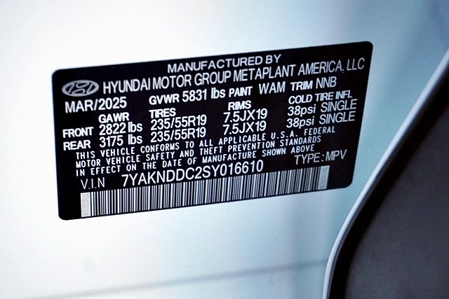 Used 2025 White Hyundai SEL image 32