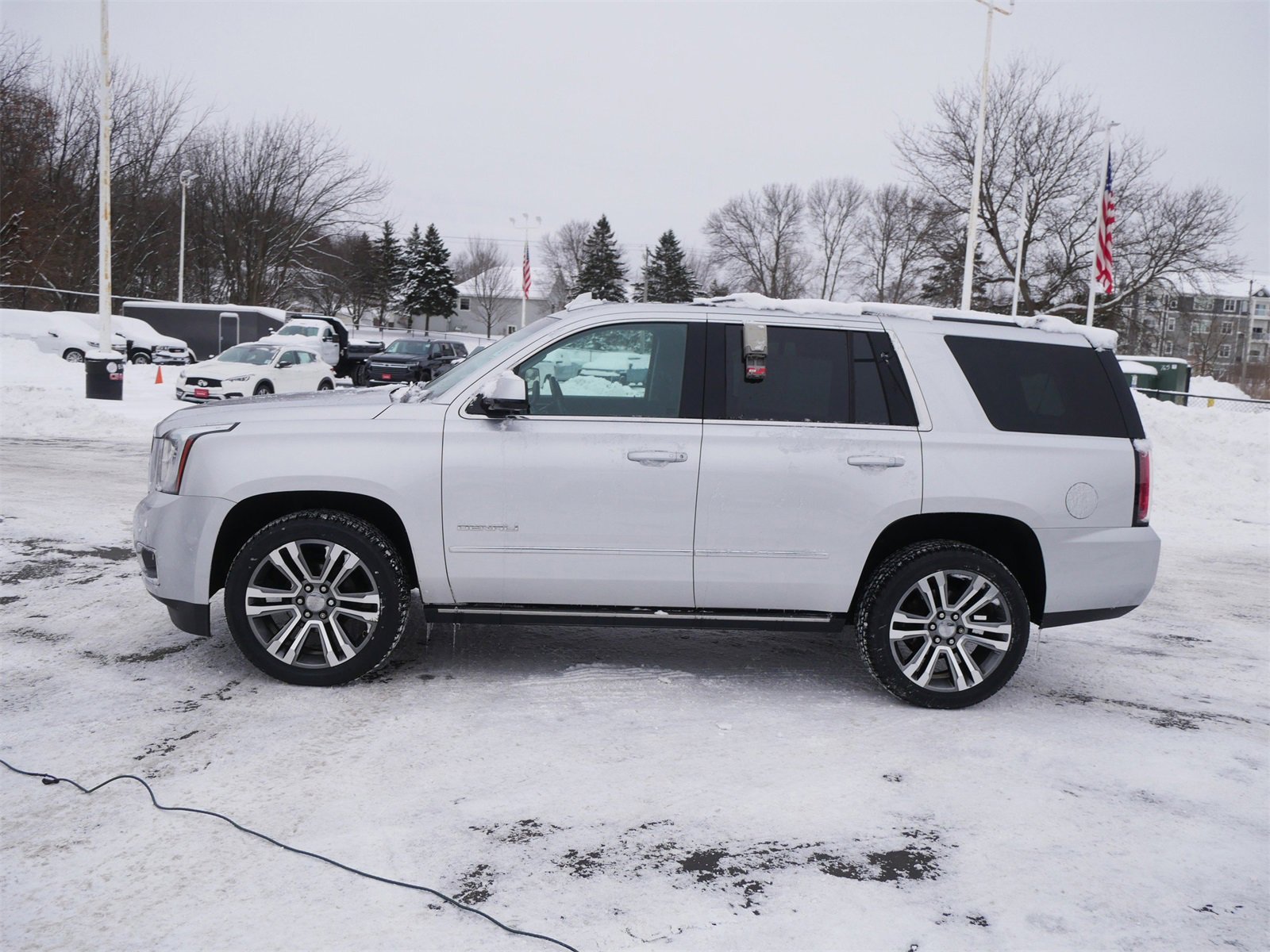 Used 2018 GMC Yukon Denali with VIN 1GKS2CKJ3JR217795 for sale in White Bear Lake, Minnesota