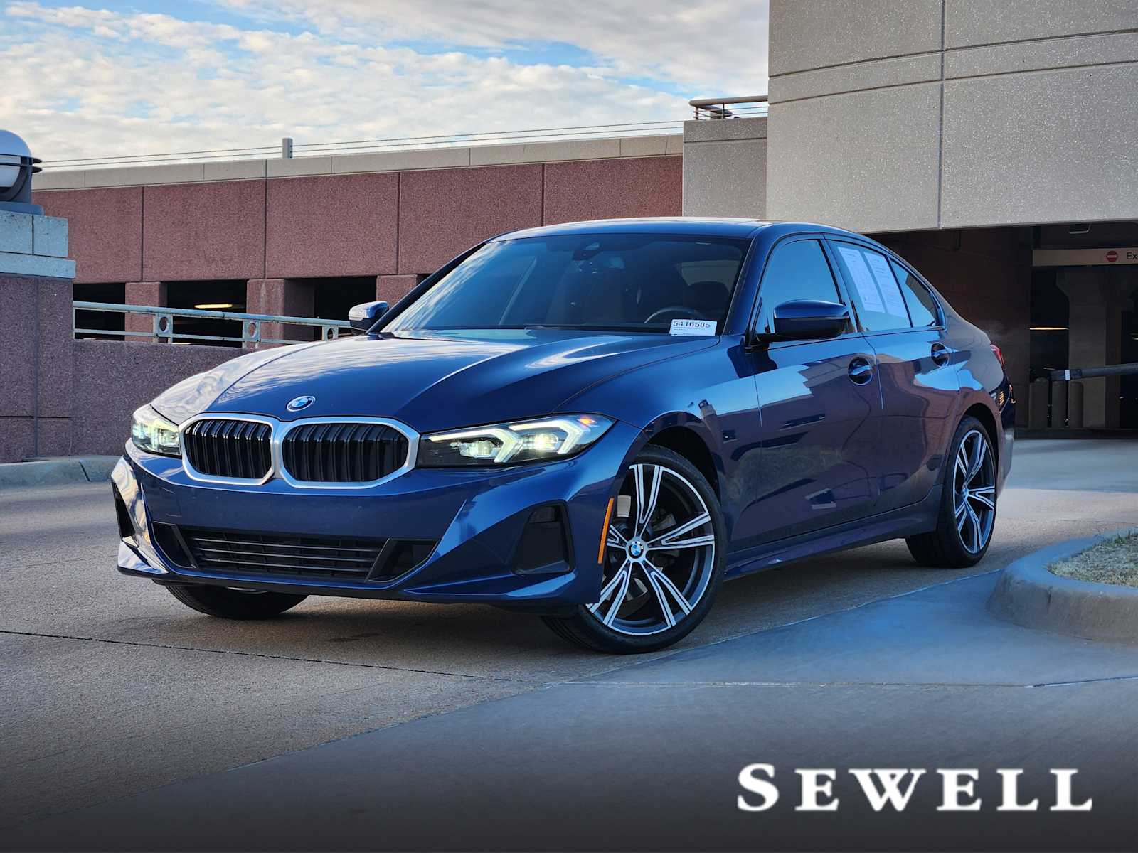 2023 BMW 3 Series 330i