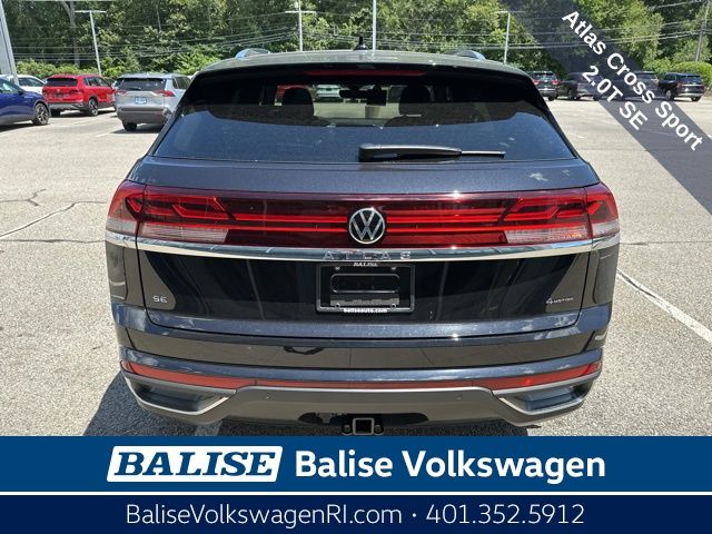 2025 Volkswagen Atlas Cross Sport SE Technology photo 2