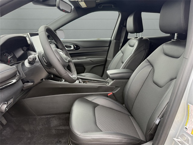 2025 Jeep Compass Latitude photo 7