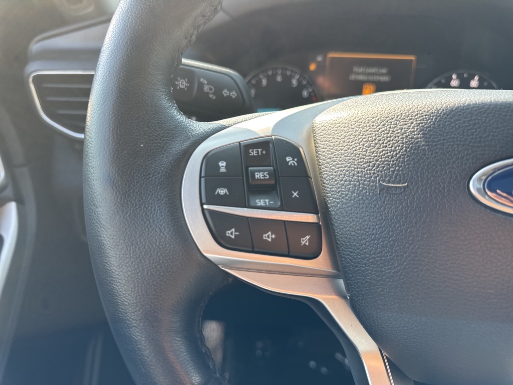 2022 Ford Explorer Limited photo 35