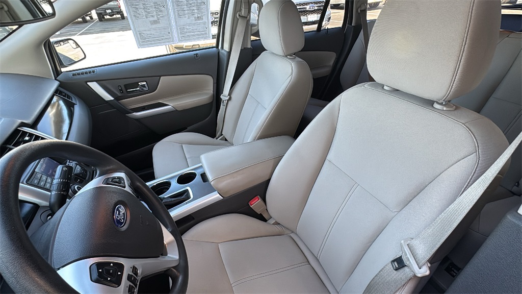 2013 Ford Edge SE photo 21