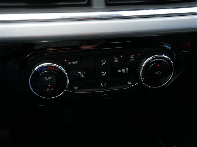 2025 Chevrolet Trax LT photo 21