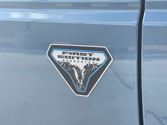 2021 Ford Bronco First Edition photo 6