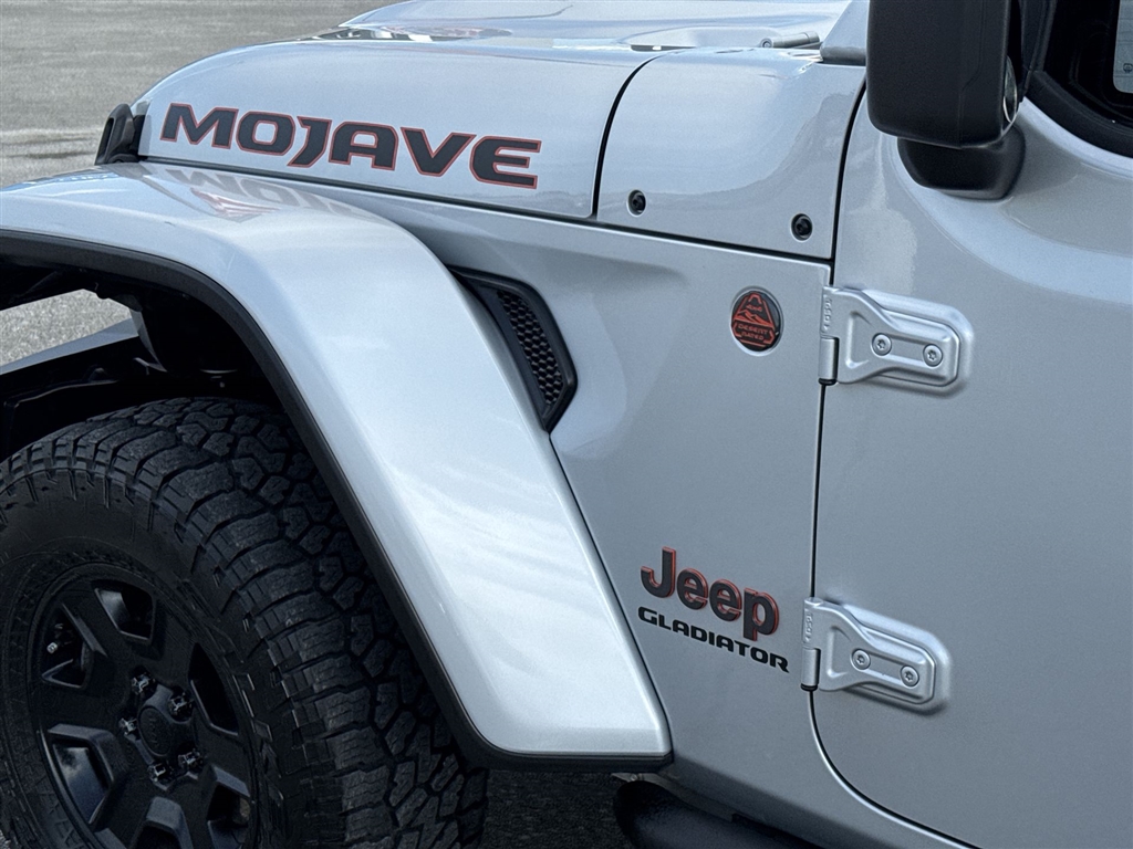 2022 Jeep Gladiator Mojave photo 32