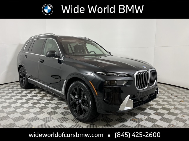 2026 BMW X7 40i's photo