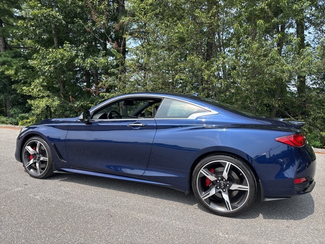 2022 Infiniti Q60 Red Sport 400 photo 5