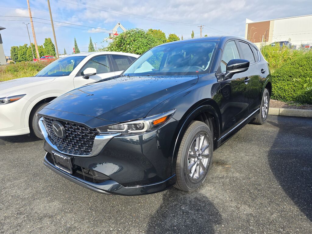 2025 Mazda CX-5 2.5 S Preferred photo 2