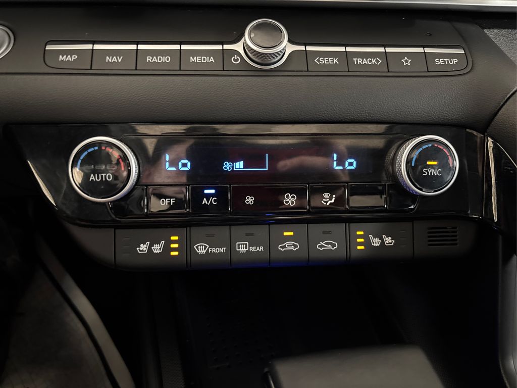 2023 Hyundai Elantra Hybrid Limited photo 31