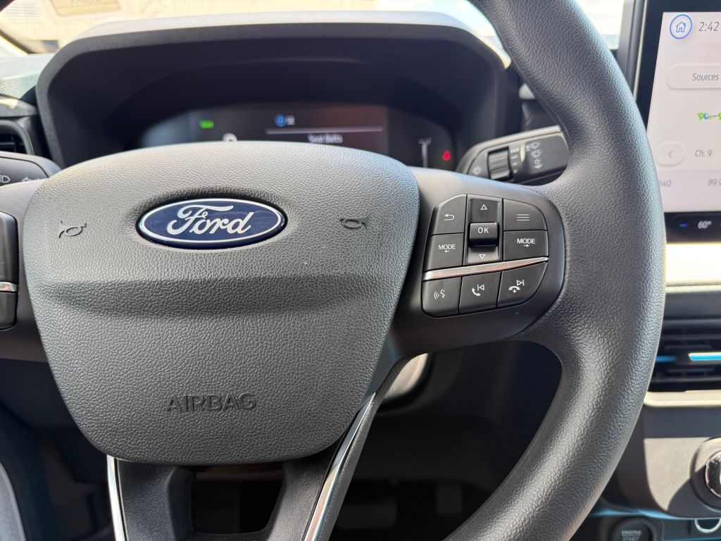 2025 Ford Maverick XLT photo 22