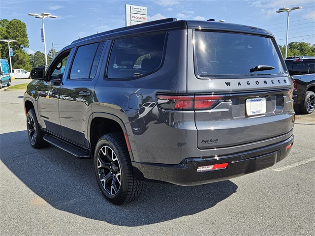 2025 Jeep Wagoneer Series II Overland photo 12