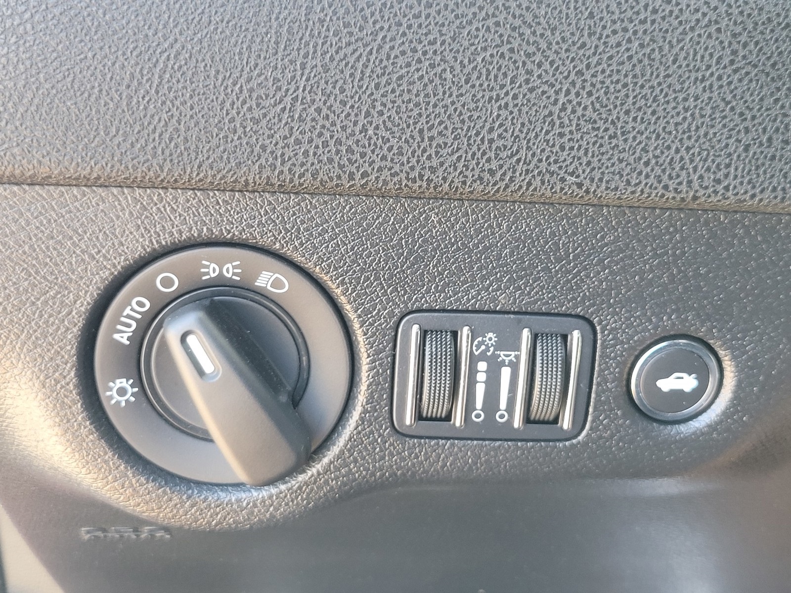 2023 Dodge Charger SXT photo 26