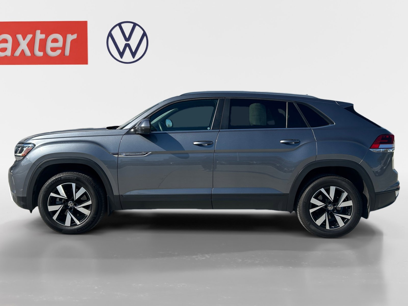 2021 Volkswagen Atlas Cross Sport SE photo 3
