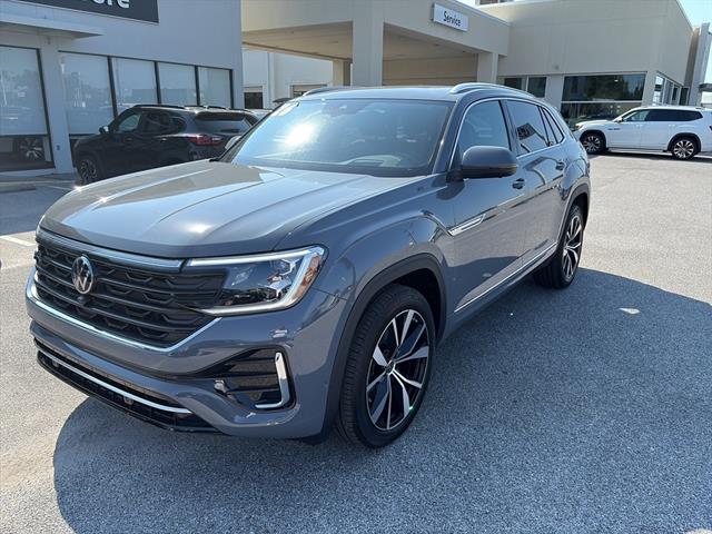 2026 Volkswagen Atlas Cross Sport SEL Premium R-Line photo 3