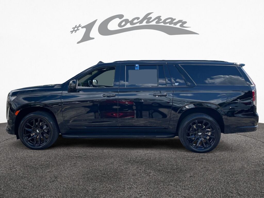 2024 Cadillac Escalade ESV Sport photo 4