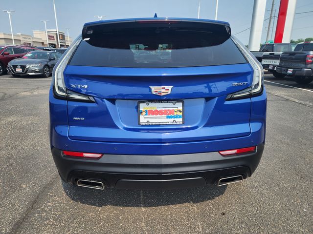 2021 Cadillac XT4 Sport photo 4