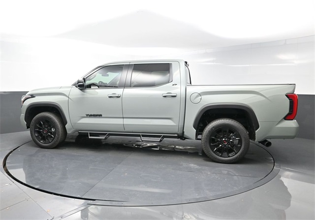 2025 Toyota Tundra SR5 photo 4