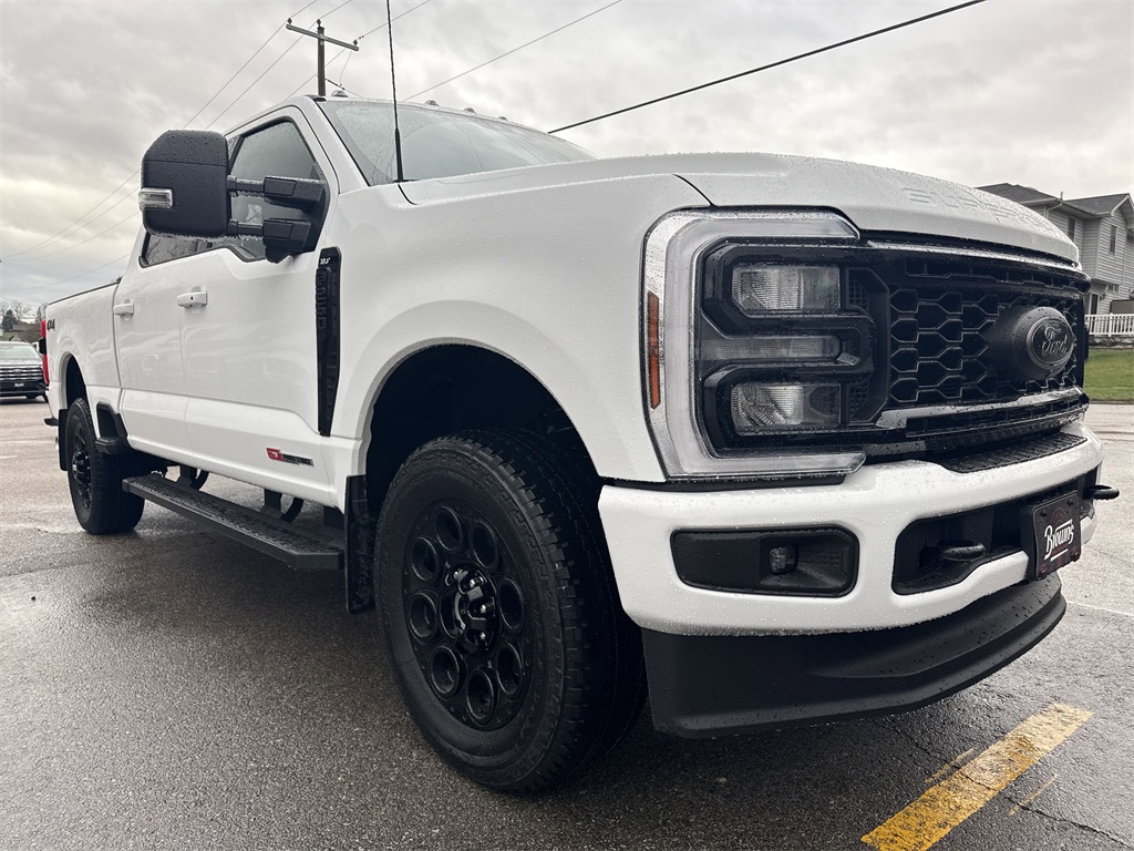 2025 Ford F-250 XLT photo 3