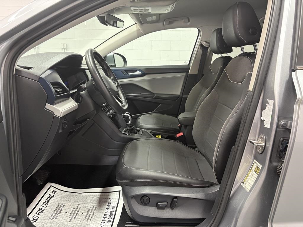 2024 Volkswagen Taos SE photo 10