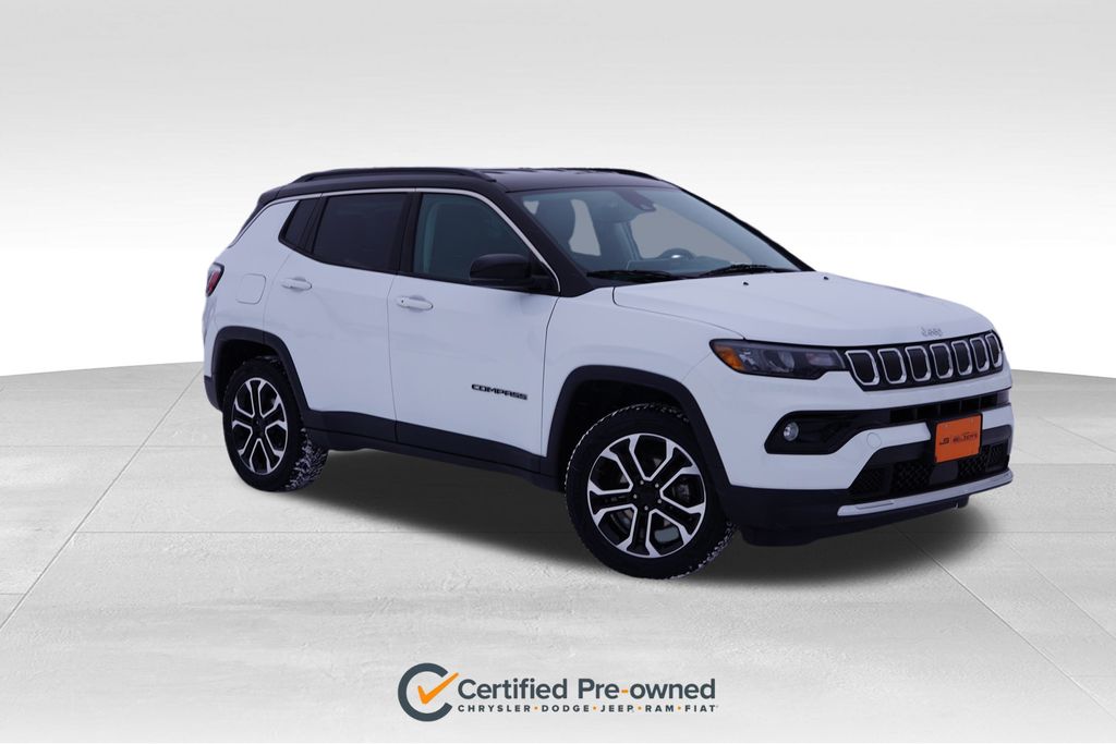 2022 Jeep Compass Limited's photo