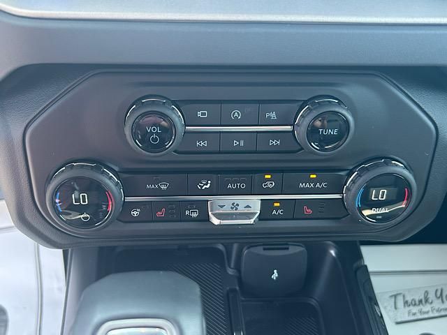 2025 Ford Bronco Outer Banks photo 27