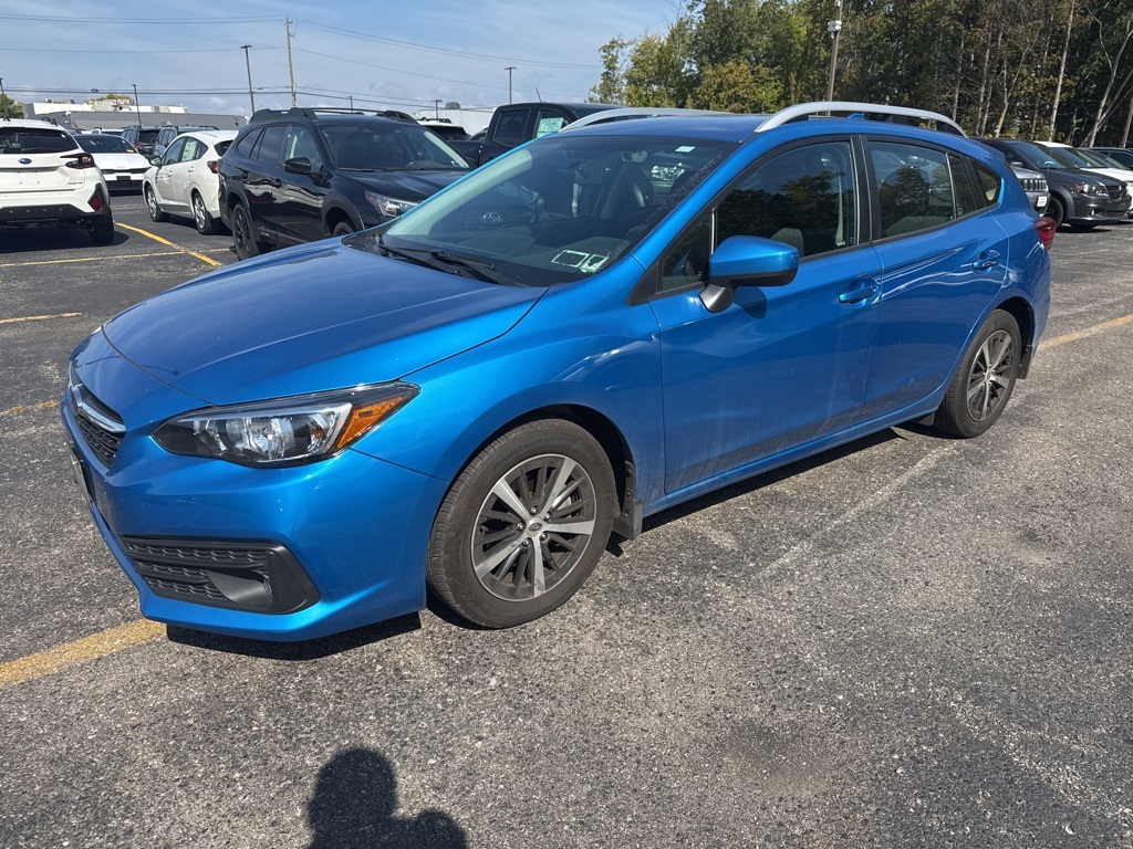 2023 Subaru Impreza Premium photo 3