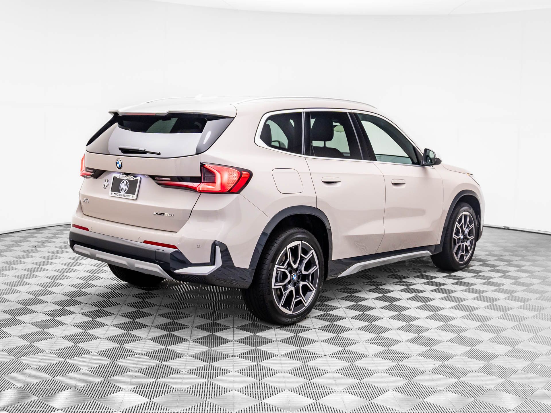 2026 Bmw X1 XDrive28i photo 4
