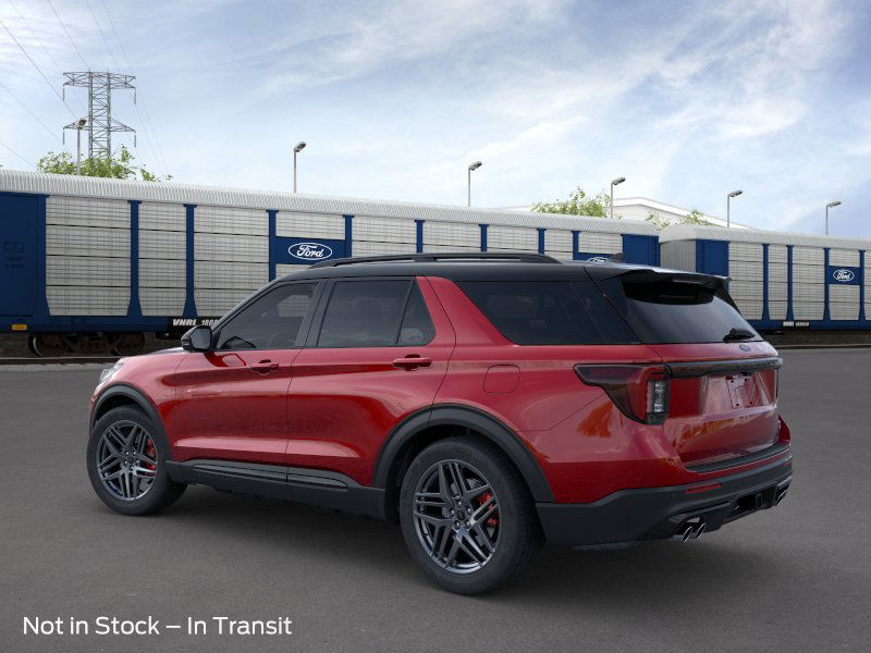 2025 Ford Explorer ST photo 4