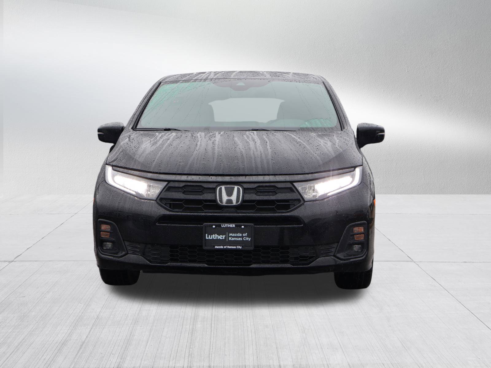 Used 2025 Honda Odyssey Sport L with VIN 5FNRL6H78SB015353 for sale in Kansas City