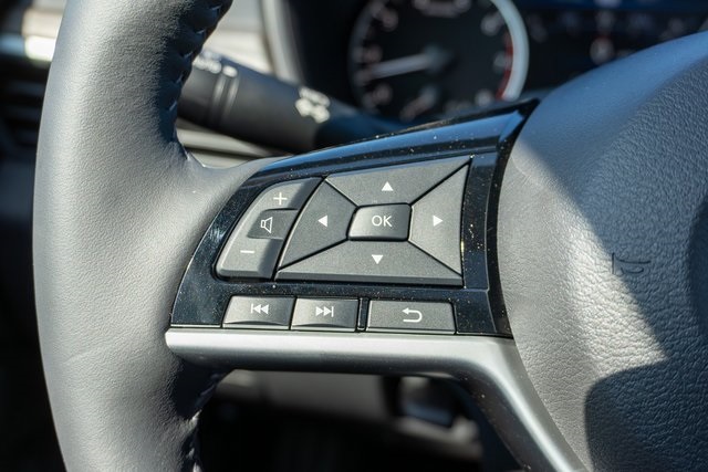 2025 Nissan Altima 2.5 SL photo 10