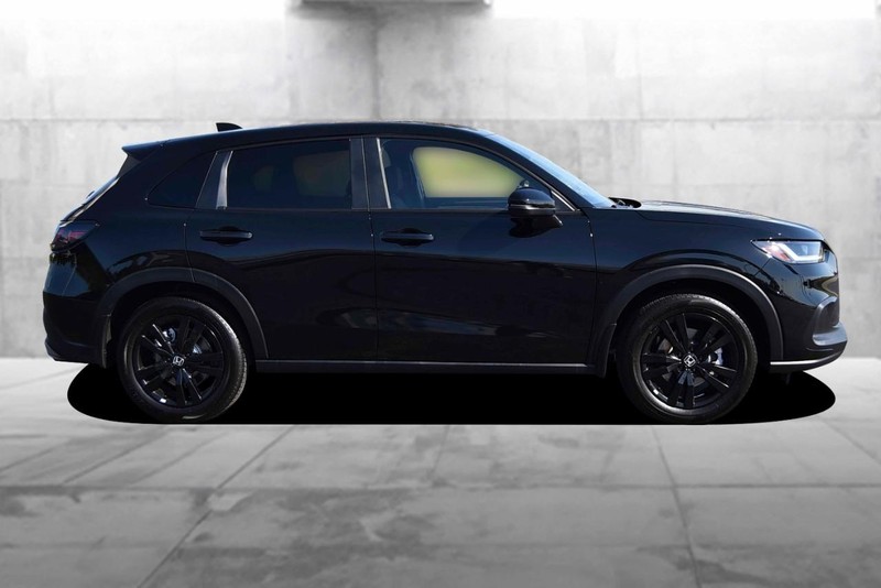 2026 Honda HR-V Sport photo 4